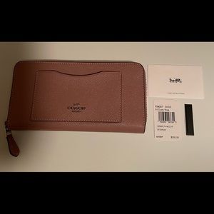 Brand New Coach Wallet w/ tag